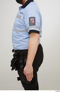 Photos Policeman Michael Summers arm upper body 0001.jpg